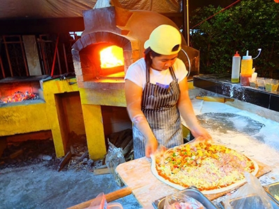 Pizza House พิชซ่าเตาฟืนสุโขทัย