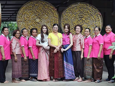 ผ้าไหมมัดหมี่ หัวฝายลายงาม ชนบท