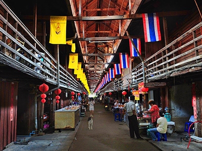 ตลาดเก้าห้องร้อยปี บางปลาม้า