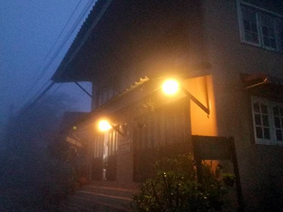 บ้านทานตะวันโฮมสเตย์ ปิล๊อก บ้านอีต่อง