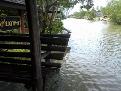 บ้านดาหลา อัมพวา
