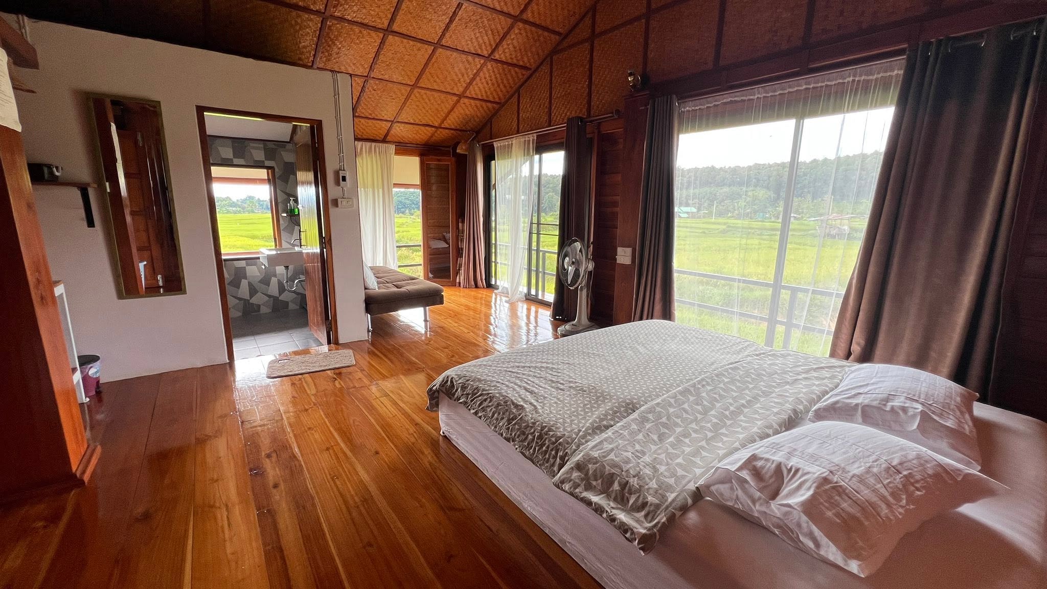 โรงเรียนชาวนาตำบลศิลาเพชร (Farmstay farmerschool) อ.ปัว น่าน