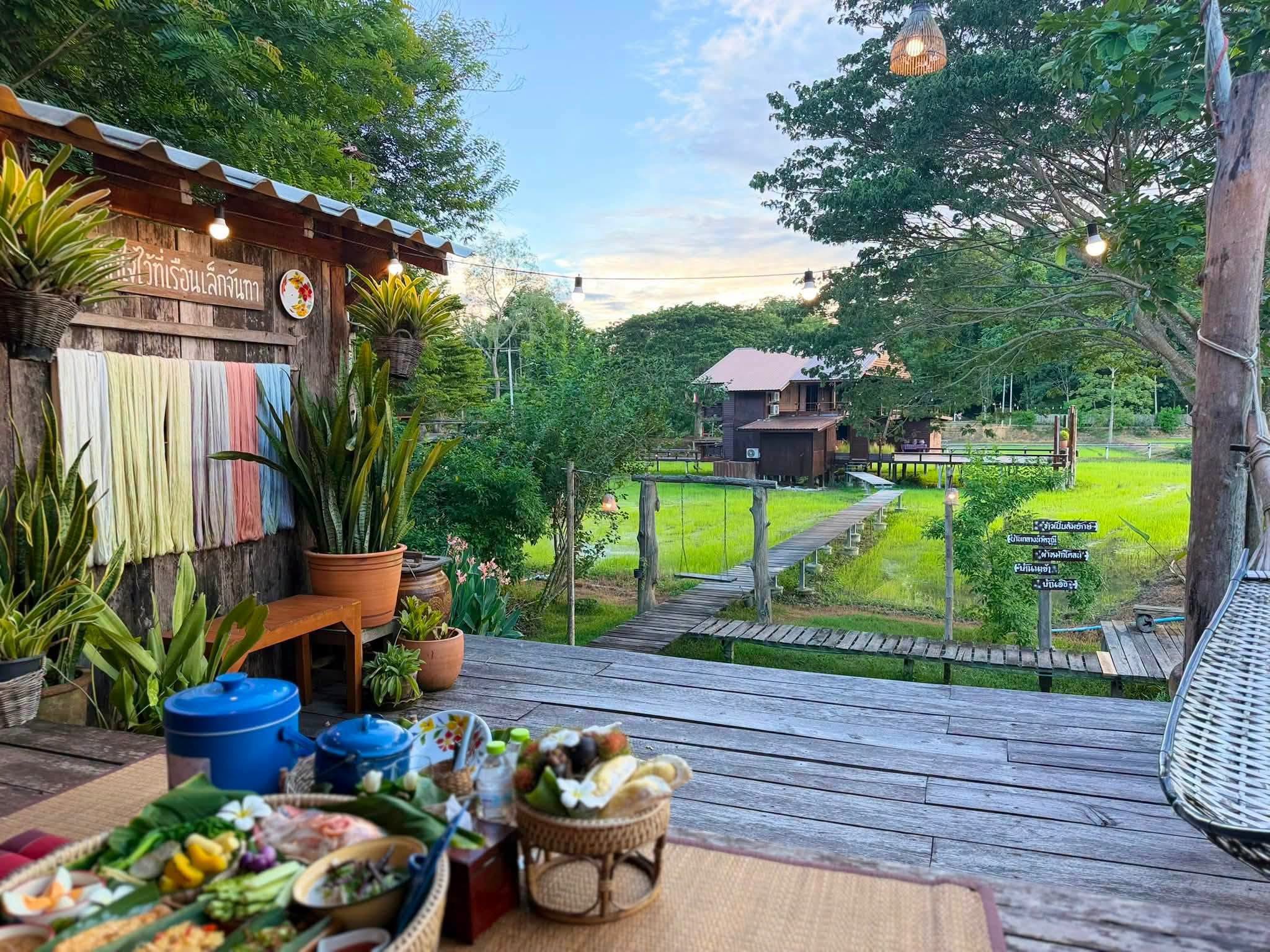 โฮมสเตย์บ้านนาต้นจั่น จังหวัดสุโขทัย