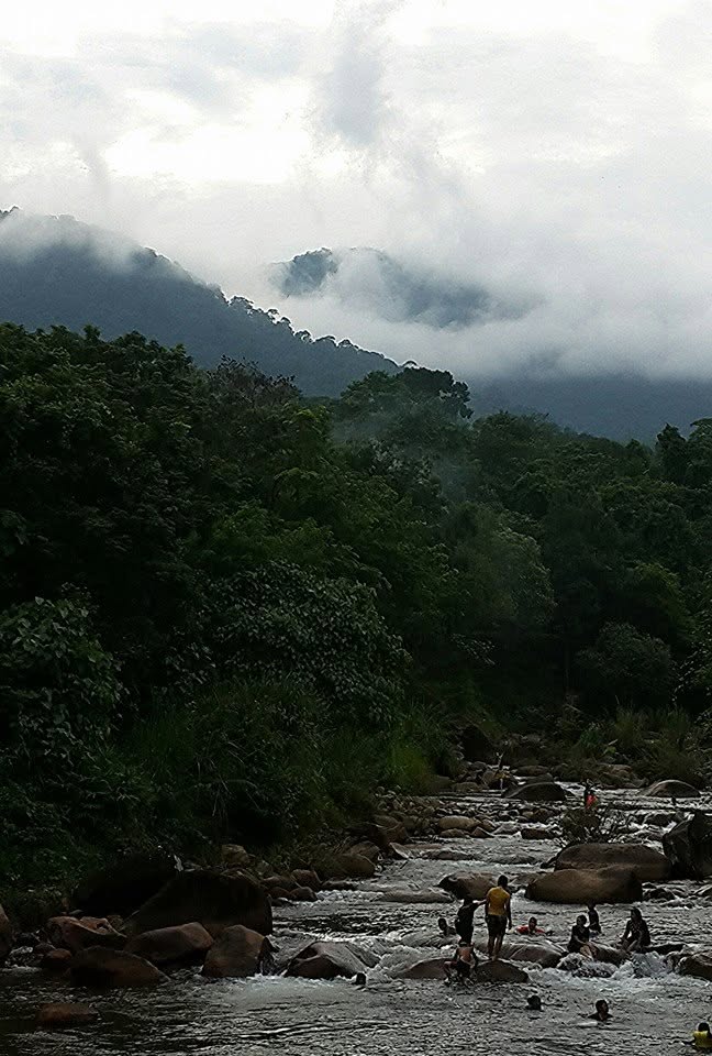 บ้านป่าริมธาร โฮมสเตย์ ทุ่งเพล จันทบุรี Cabin Creek Thailand Chanthaburi
