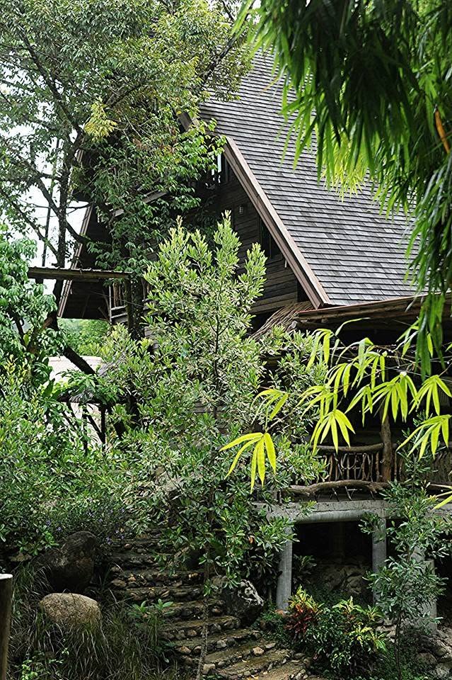 บ้านป่าริมธาร โฮมสเตย์ ทุ่งเพล จันทบุรี Cabin Creek Thailand Chanthaburi