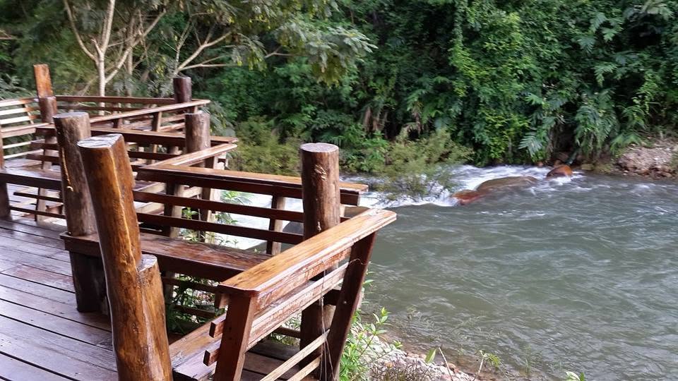 บ้านป่าริมธาร โฮมสเตย์ ทุ่งเพล จันทบุรี Cabin Creek Thailand Chanthaburi