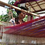 ผ้าทอมูนมังแม่ บ้านโนนสว่าง ปากปวน จ.เลย